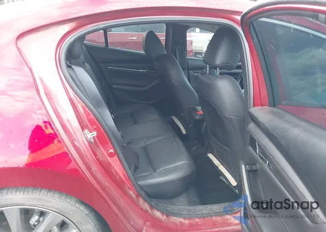 2024 Mazda Mazda3 2.5 S Preferred z USA, uszkodzony, nr VIN 3MZBPACM7RM416952